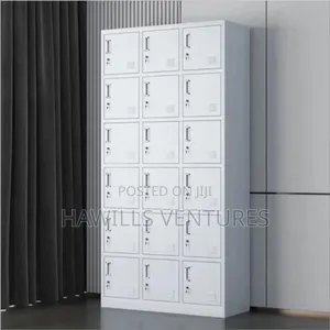18 Doors Metal Cabinet