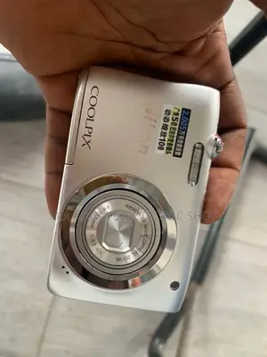 Quality Nikon Coolpix A100 Digital Camera(Gray).