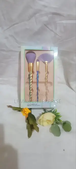 Quality Makeup Brush Italian Collections