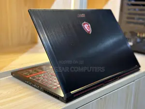 Laptop MSI GS63VR 7RF Stealth Pro 16GB Intel Core I7 SSD 512GB