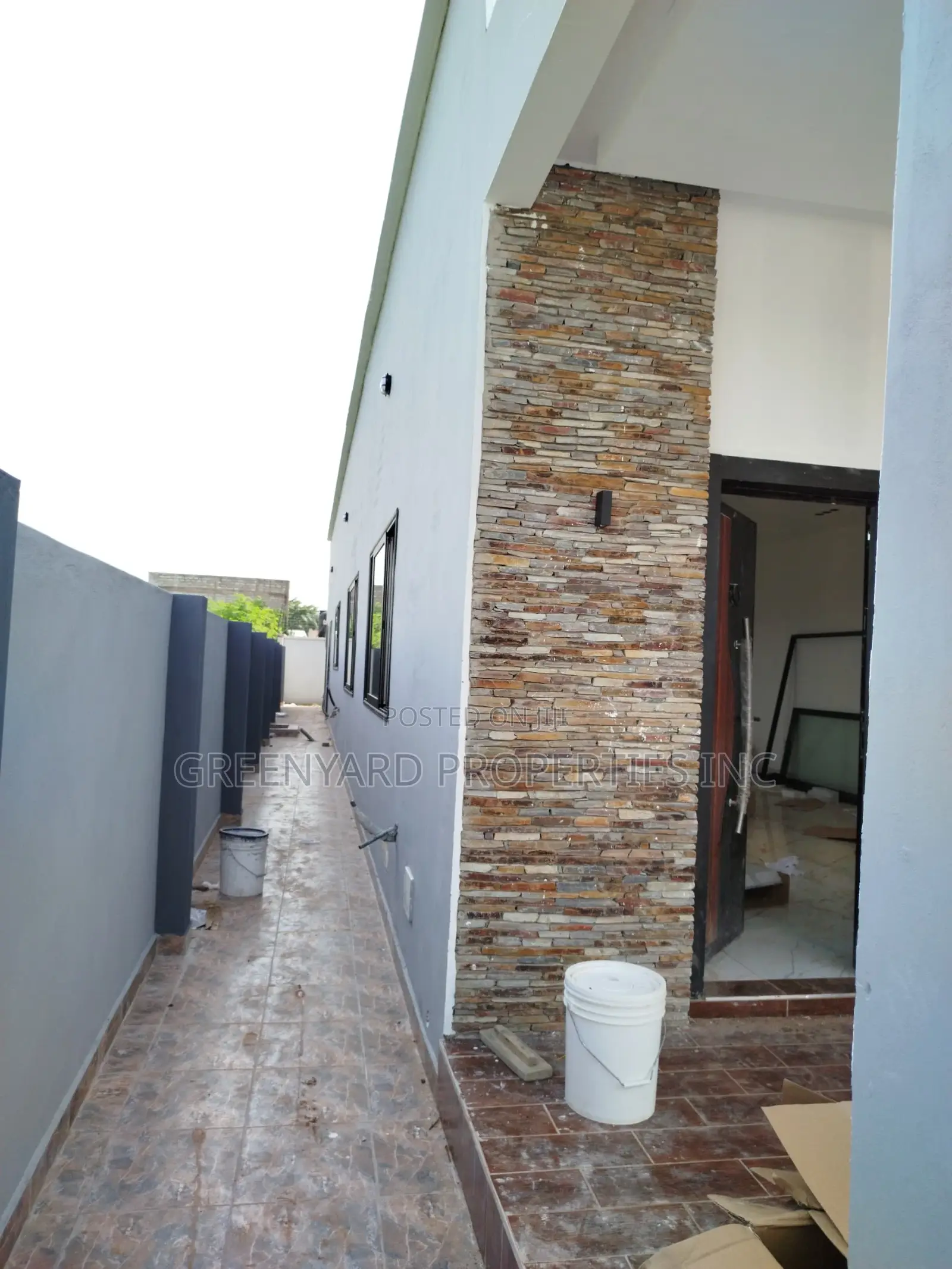 4bdrm House in Ayi Mensah, Oyarifa for sale