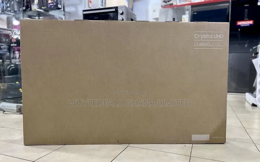 SAMSUNG 55" Crystal UHD CU8000
Ultra Slim, Solar Remote,