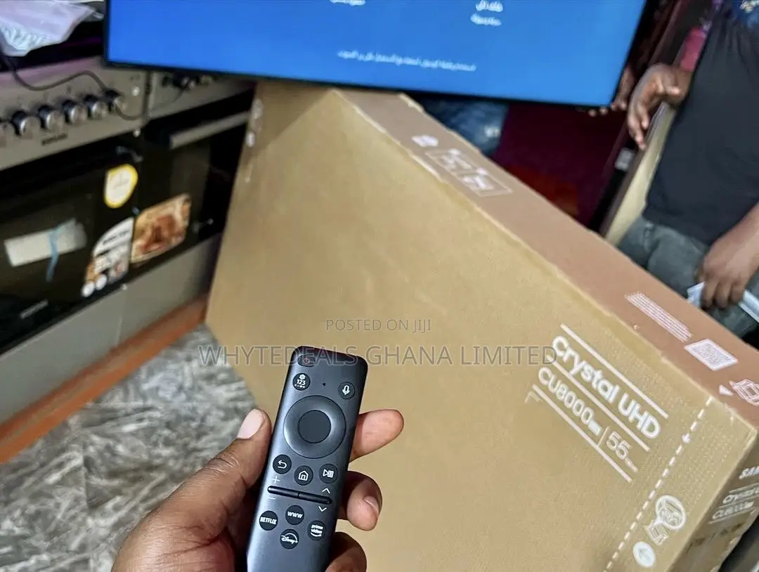 SAMSUNG 55" Crystal UHD CU8000
Ultra Slim, Solar Remote,