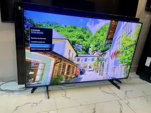 SAMSUNG 50” UHD 4K CU8000 Smart TV With Alexa Built-in 2024