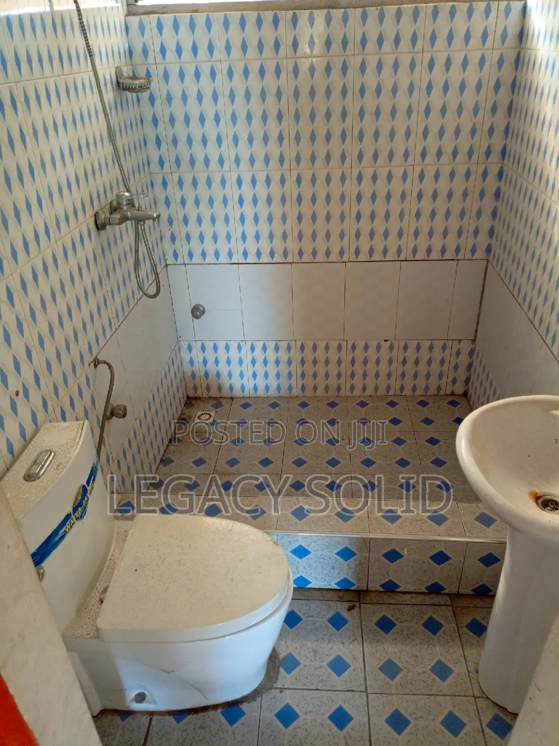 2bdrm Apartment in Legacy Solid Real, Teshie for rent