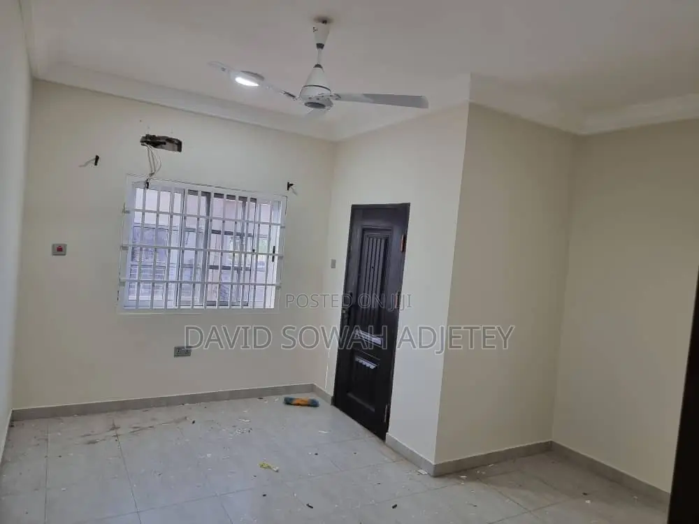 3bdrm House in Bushroad, Teshie for rent
