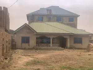 3bdrm House in Amasaman Melcom, Accra Metropolitan for sale