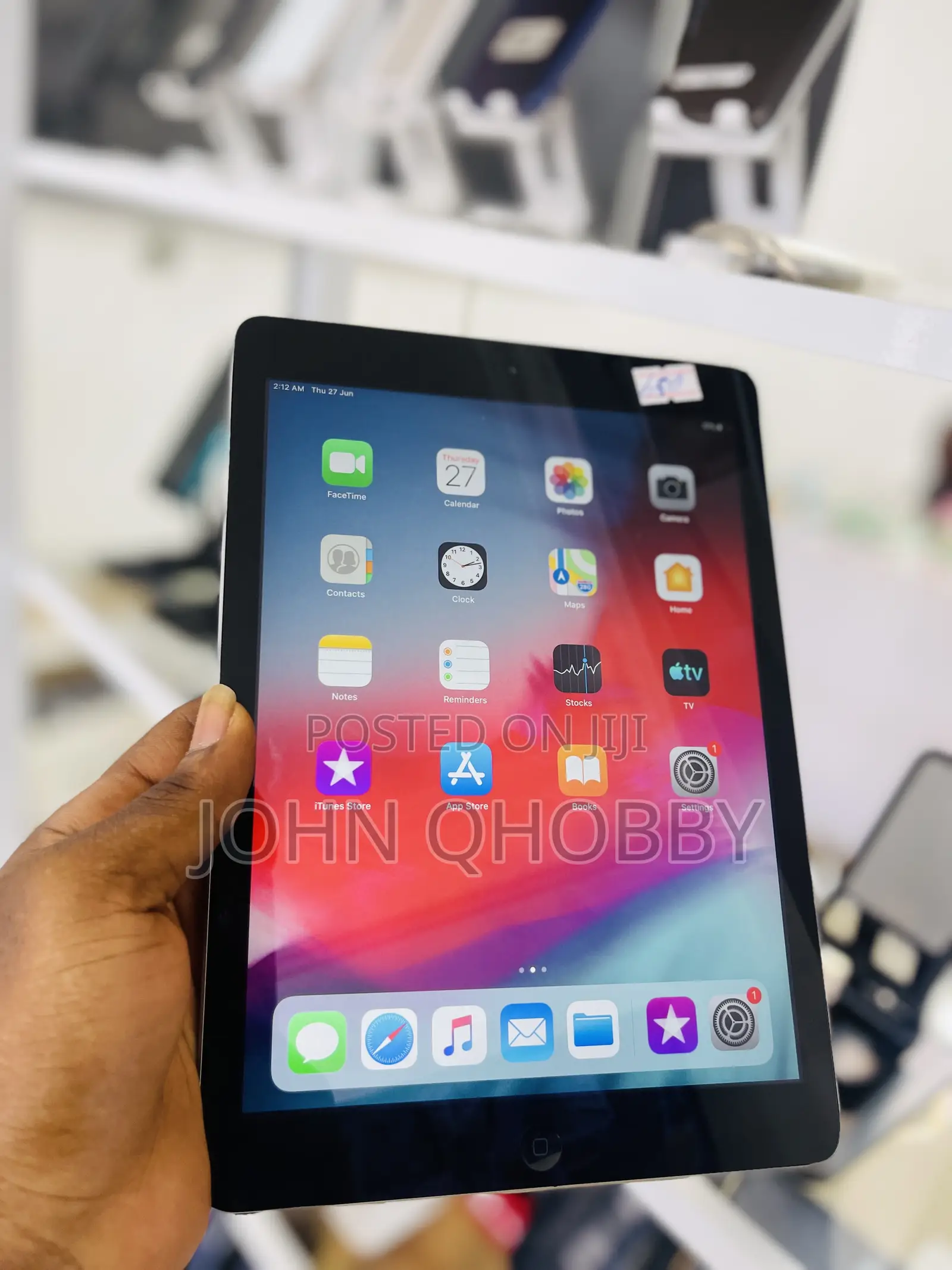 Apple iPad Air 16 GB Gray