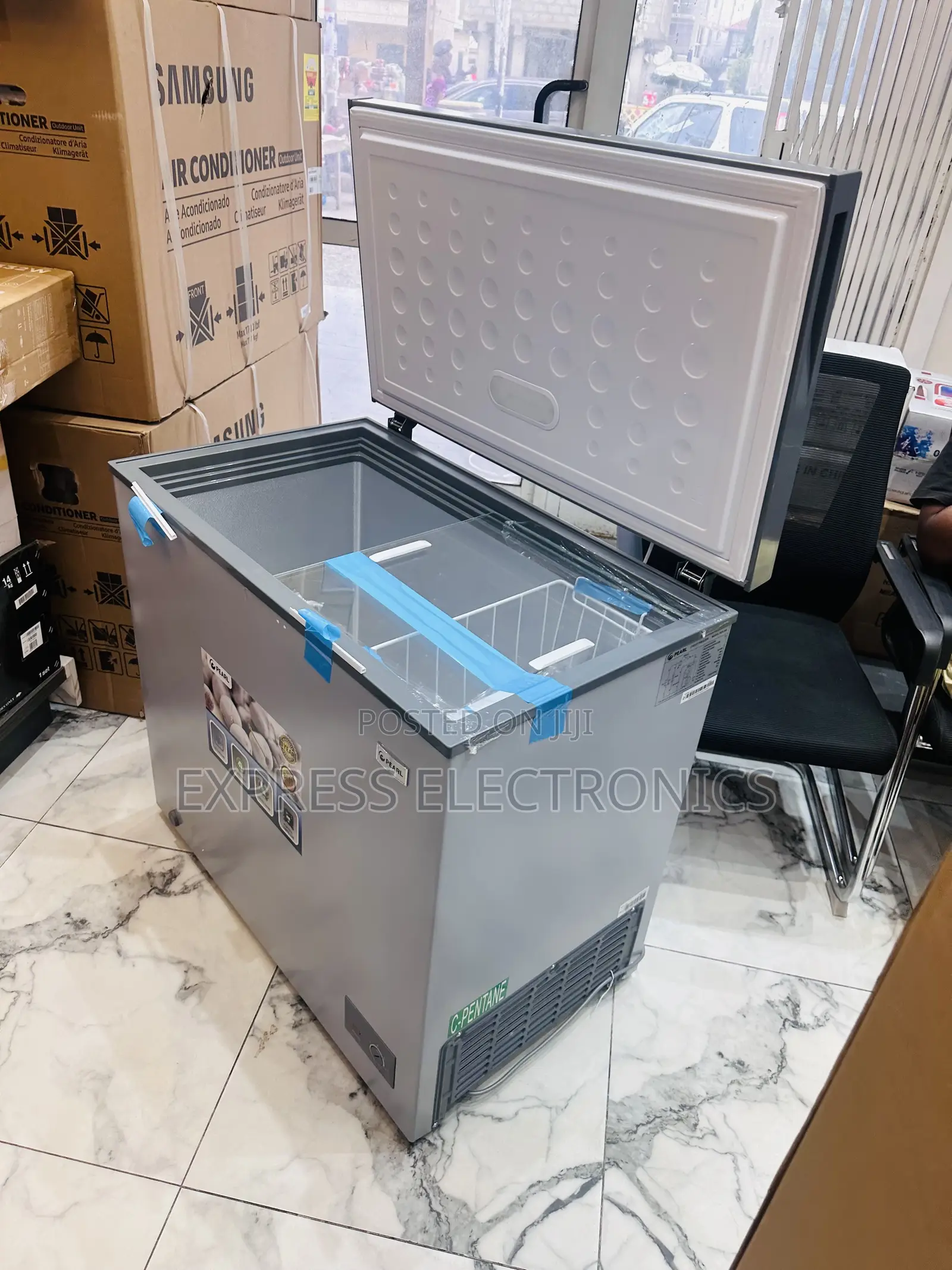 High Quality Sleek Chest Freezer Single Door 200l Pearl