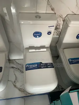 Frencia Press Top Water Closet, Square in Shape