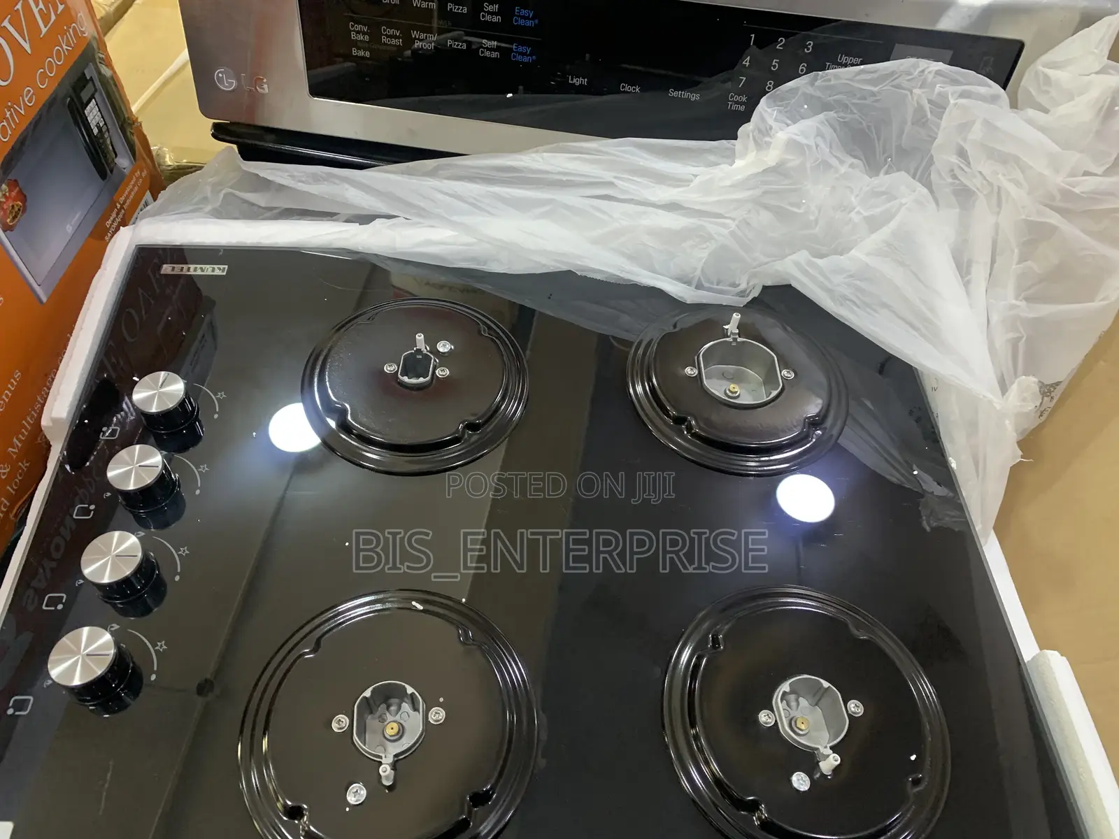 Glass Surface 4 Burner Gas Cooker Built In Black