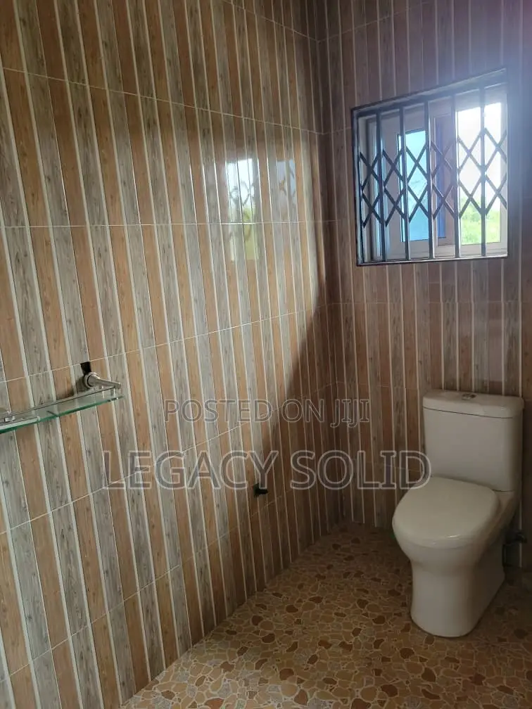 2bdrm Apartment in Legacy Solid Real, Ledzokuku-Krowor for rent