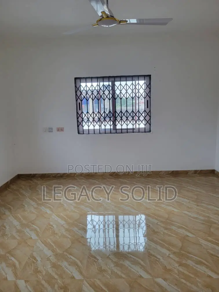 2bdrm Apartment in Legacy Solid Real, Ledzokuku-Krowor for rent