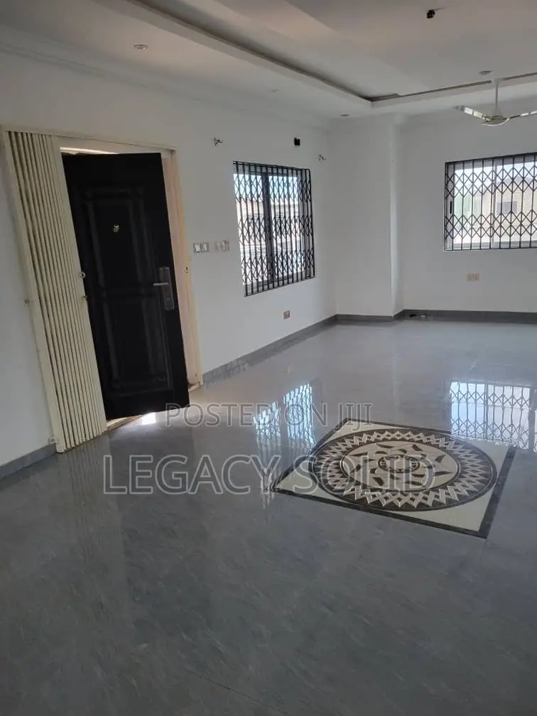 2bdrm Apartment in Legacy Solid Real, Ledzokuku-Krowor for rent