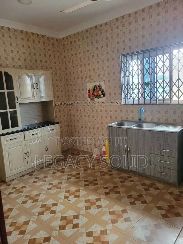 2bdrm Apartment in Legacy Solid Real, Ledzokuku-Krowor for rent