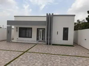 Furnished 3bdrm House in Lakeside for sale