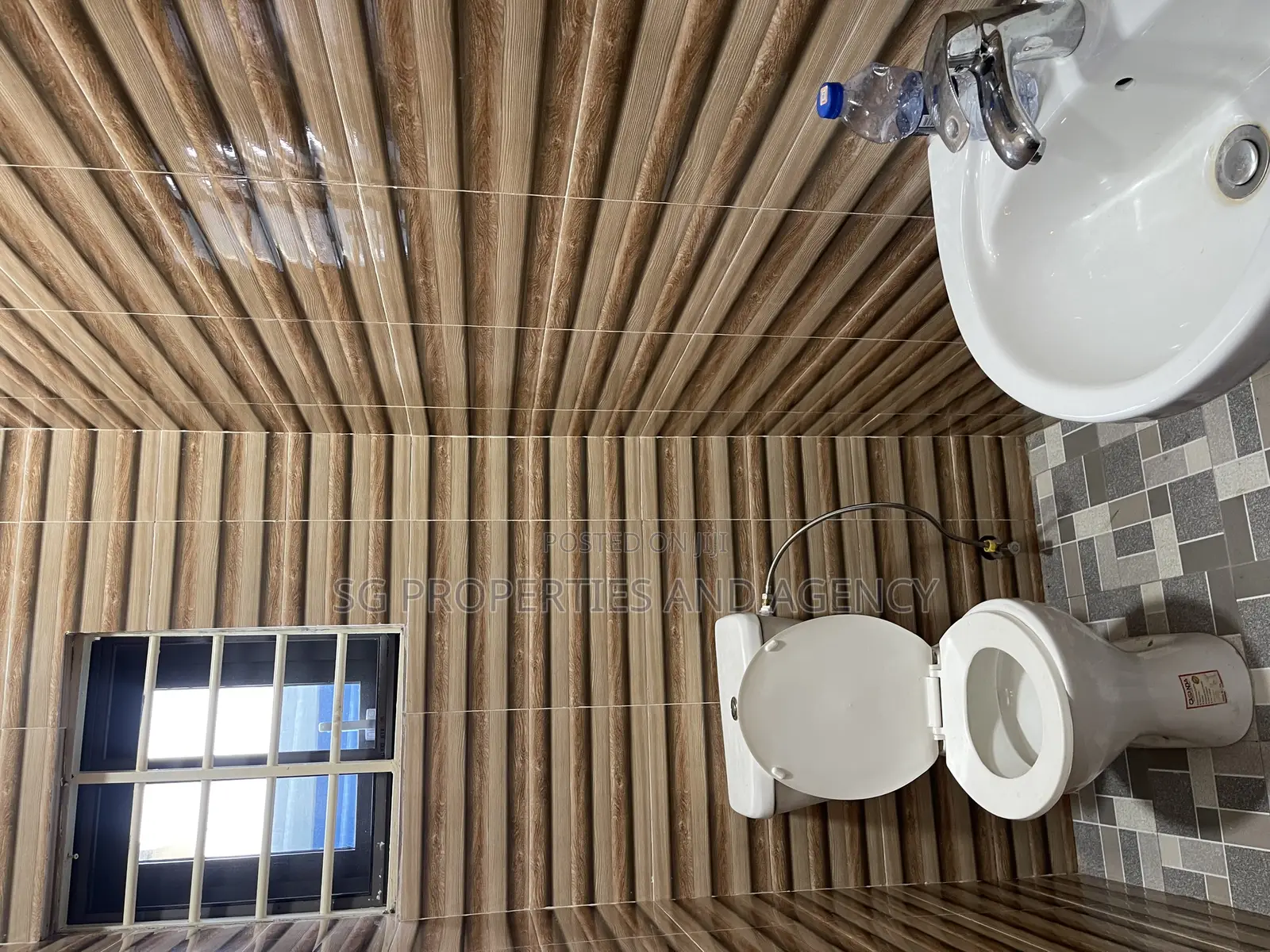 2bdrm Apartment in Manet, Spintex for rent