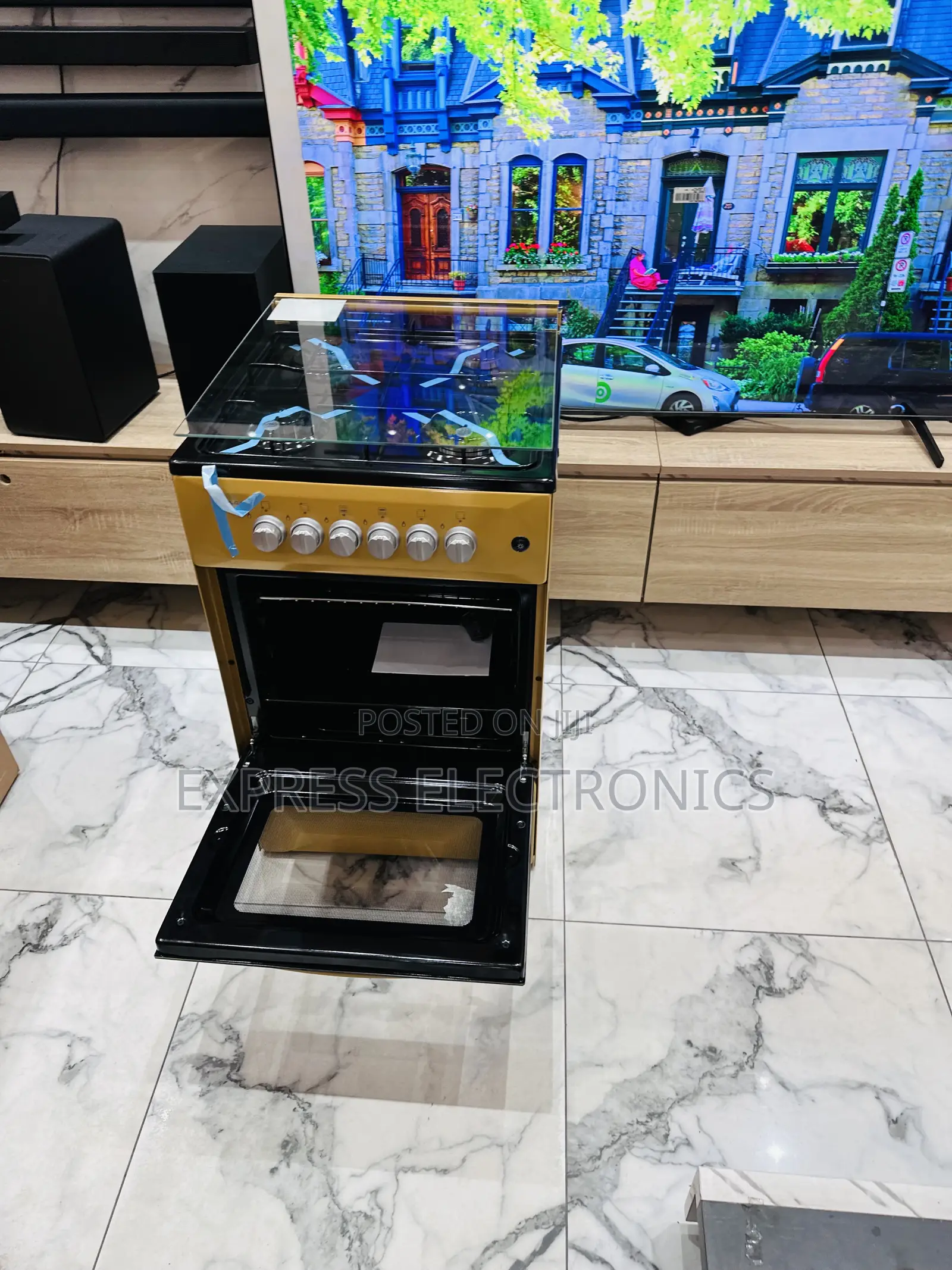 Sleek Gold Color Gas Cooker Oven 4burner 50/50