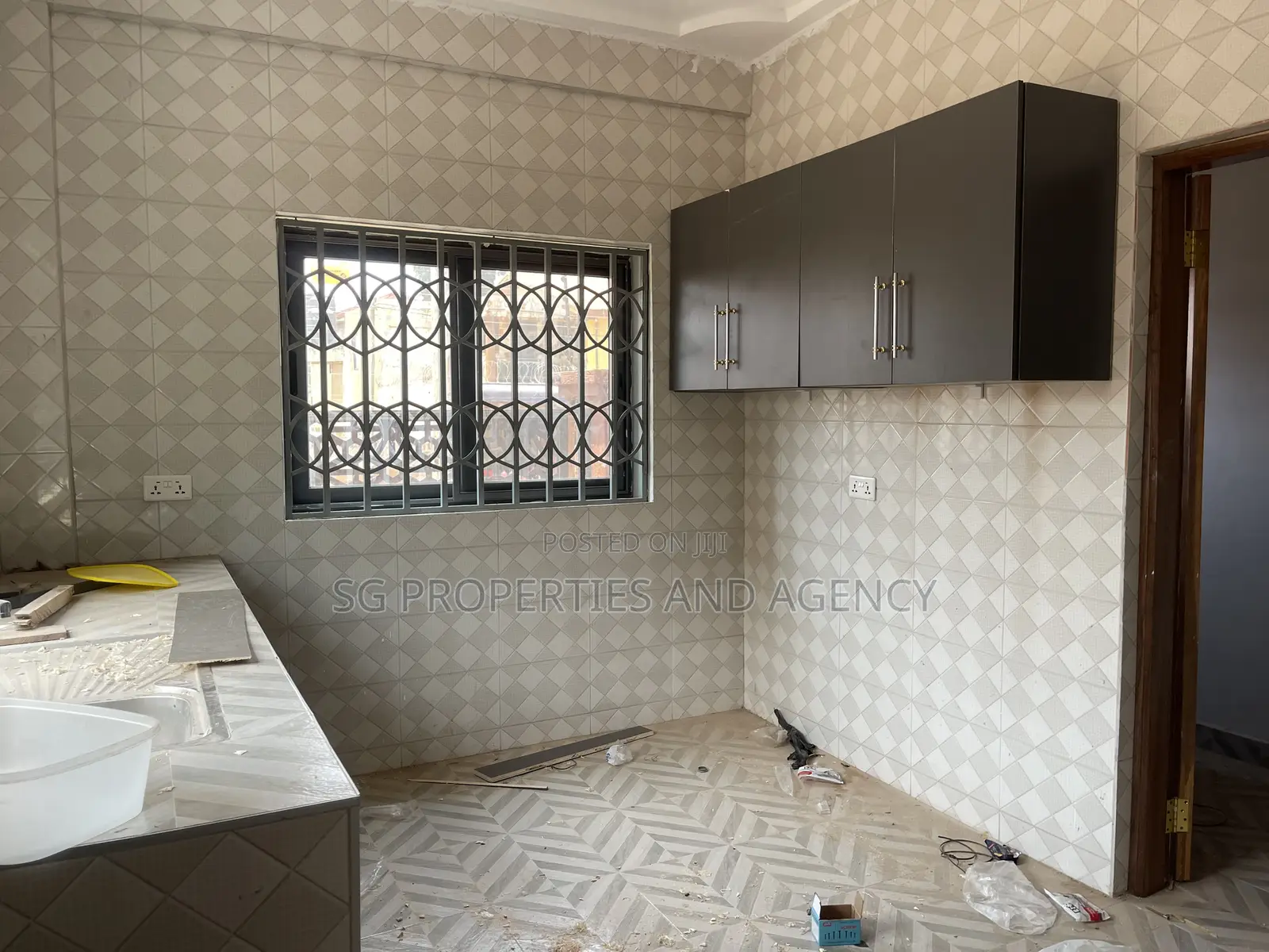 2bdrm Apartment in Manet, Spintex for rent