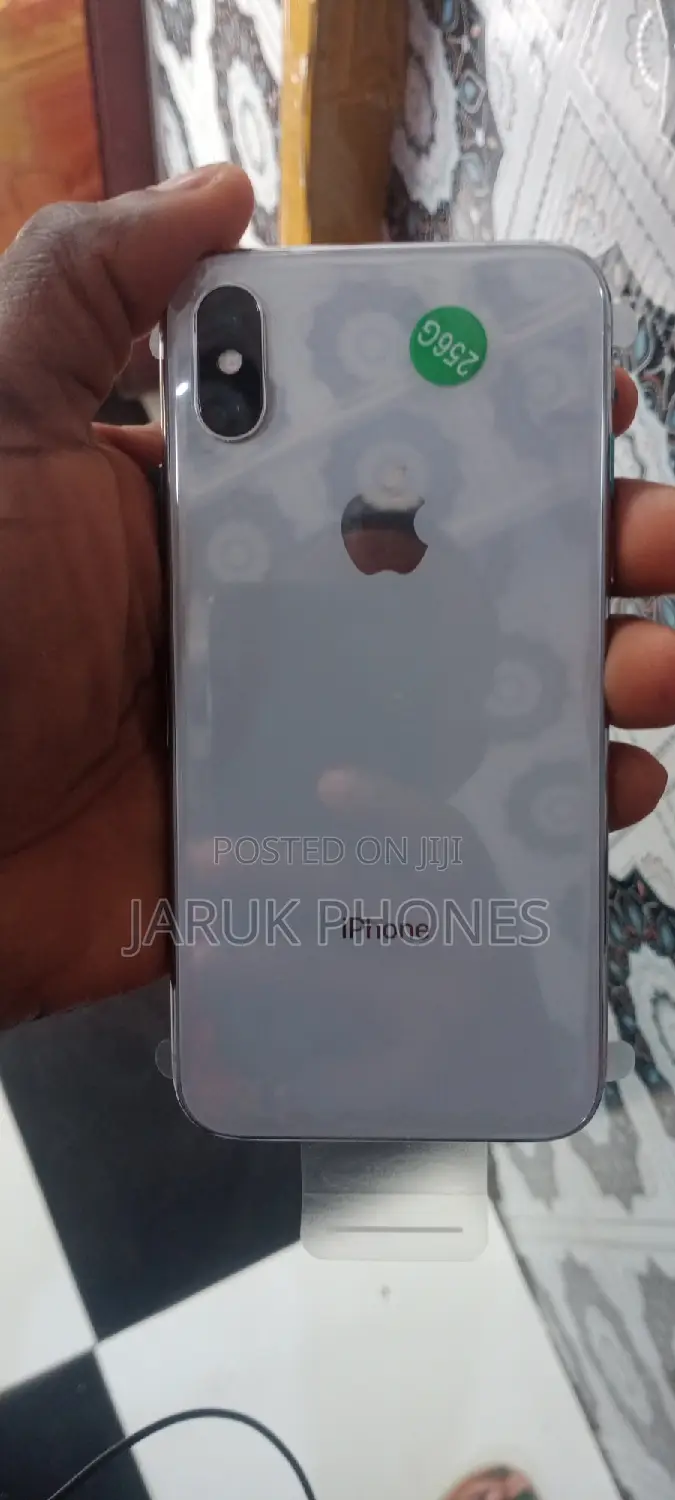 Apple iPhone X 256 GB White