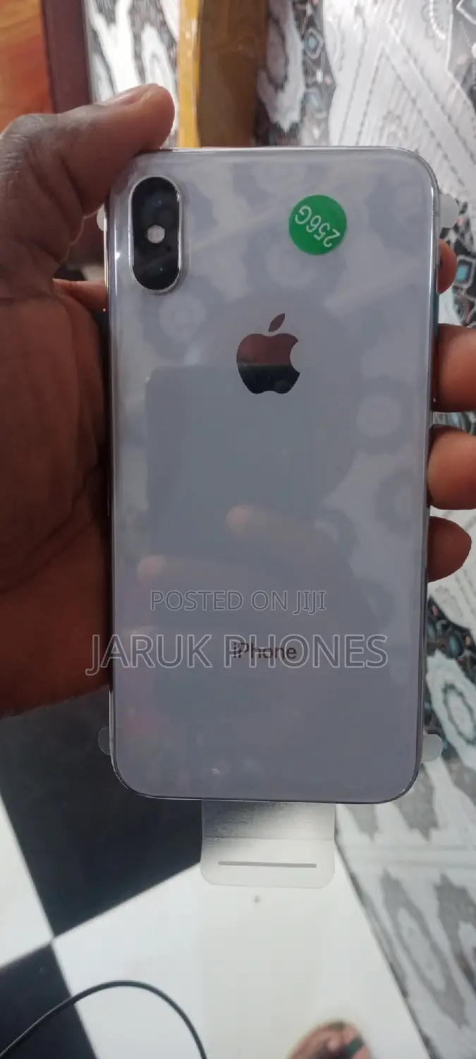 Apple iPhone X 256 GB White