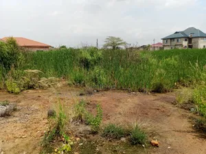 3 Plots of Land at Atomic Down