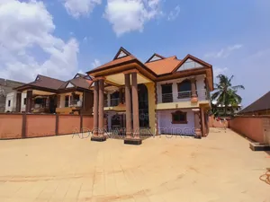 6bdrm House in Afrancho Krobo, Kumasi Metropolitan for sale