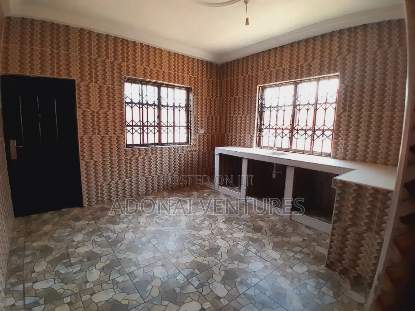 6bdrm House in Afrancho Krobo, Kumasi Metropolitan for sale