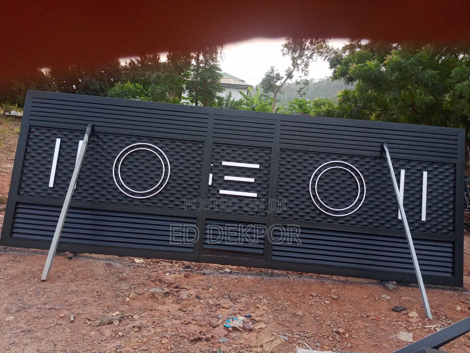 Heavy Metal Gate