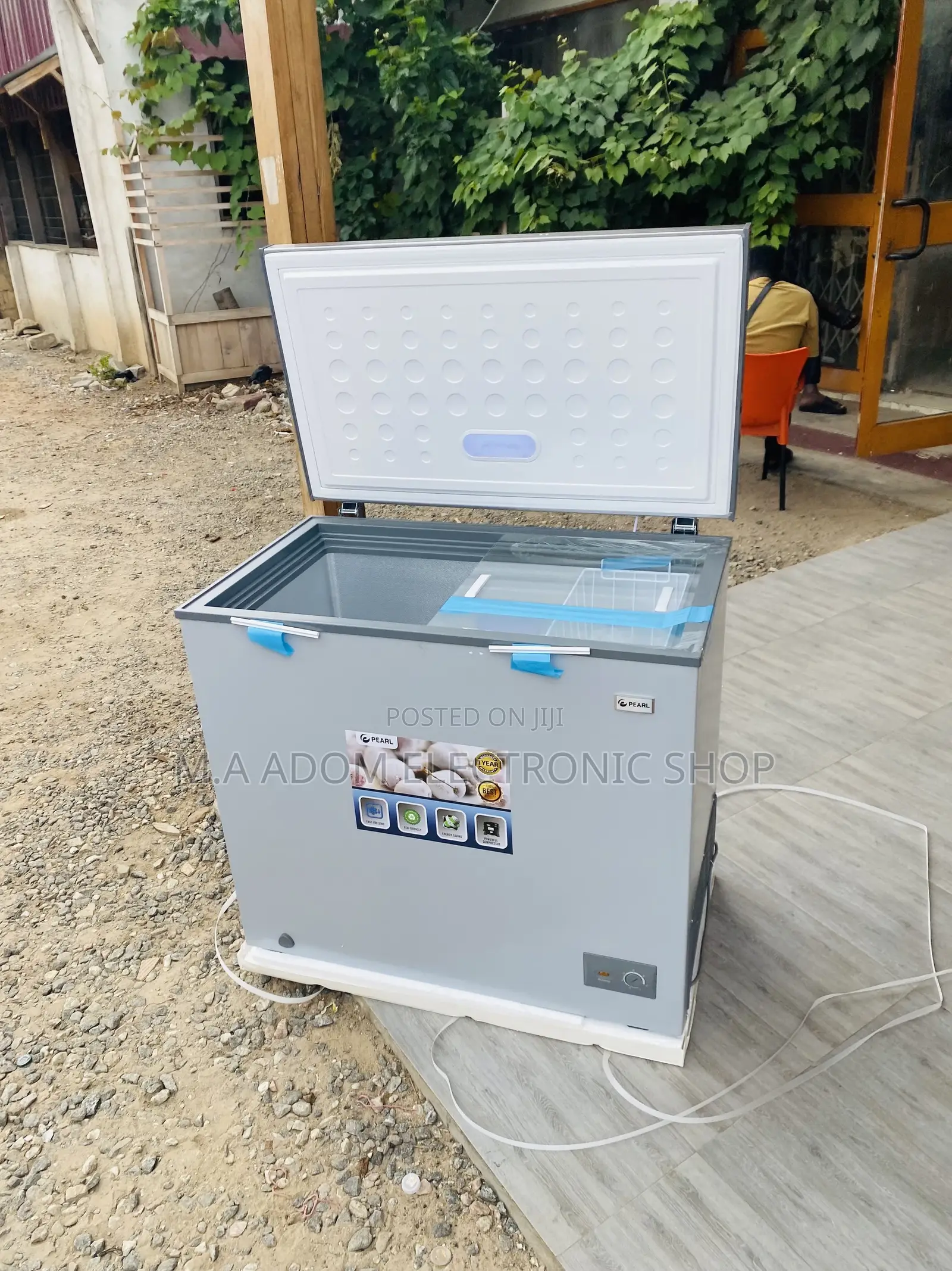 Super Chilling Pearl PCF-240 1 Door Electric Freezer(200L).