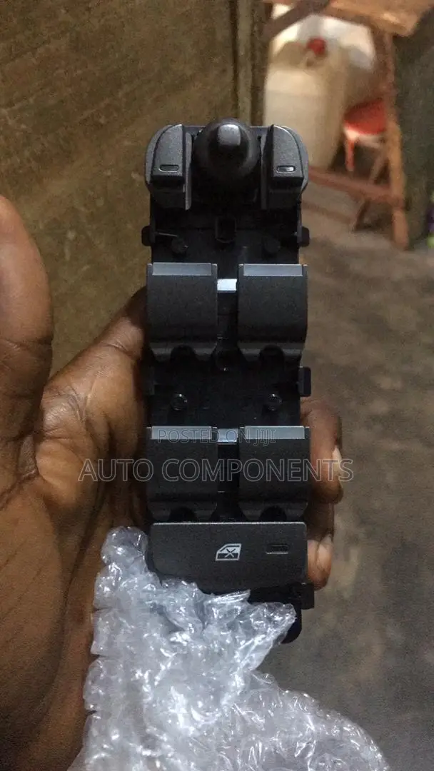Range Rover Evoque 2013 Main Door Switch (Driver Side)