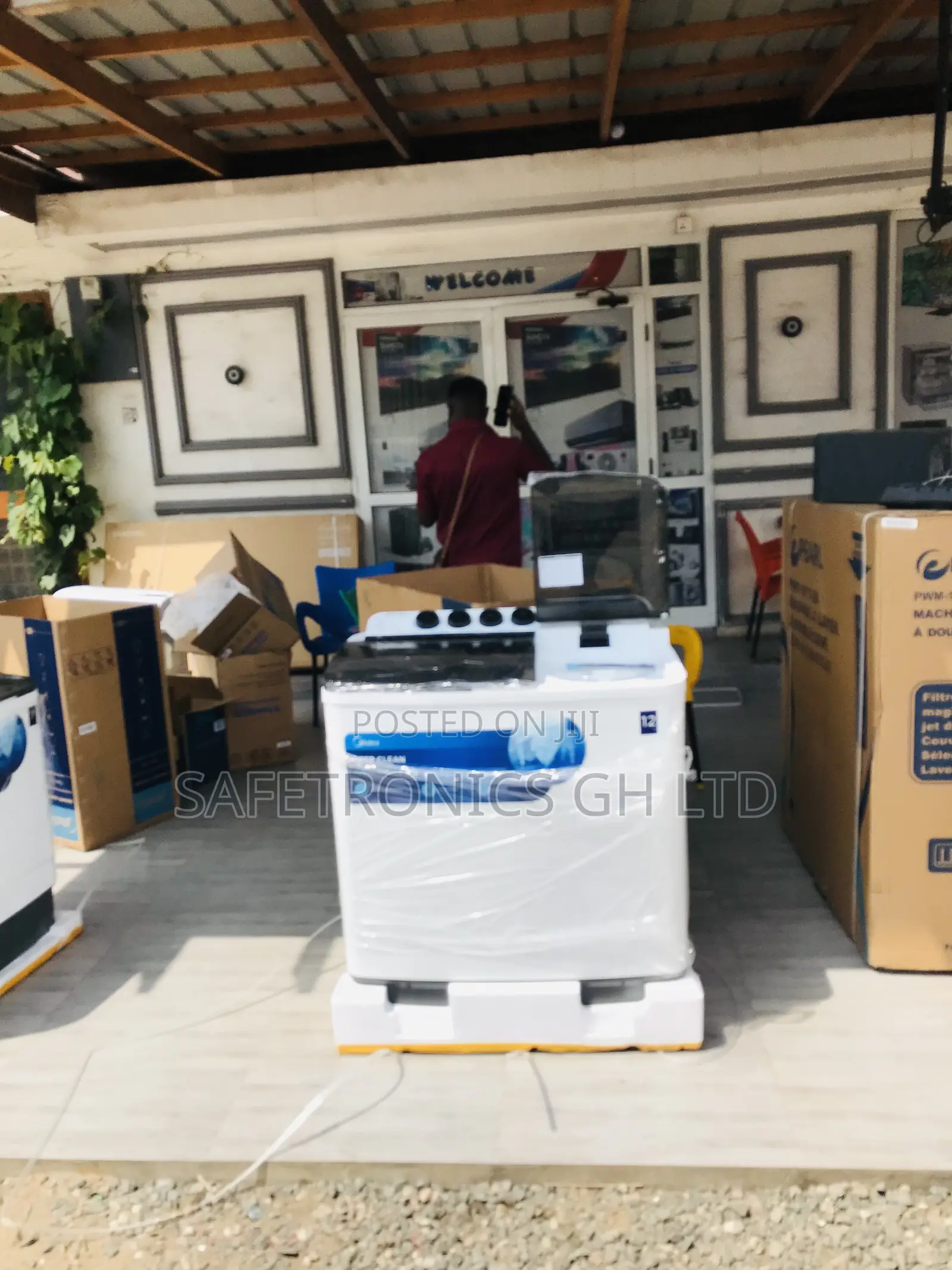 Brand New Semiautomatic Midea 12kg Topload Washingmachine 