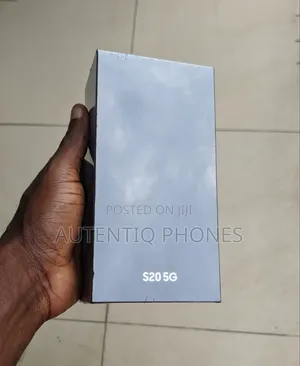 New Samsung Galaxy S20 128 GB Blue