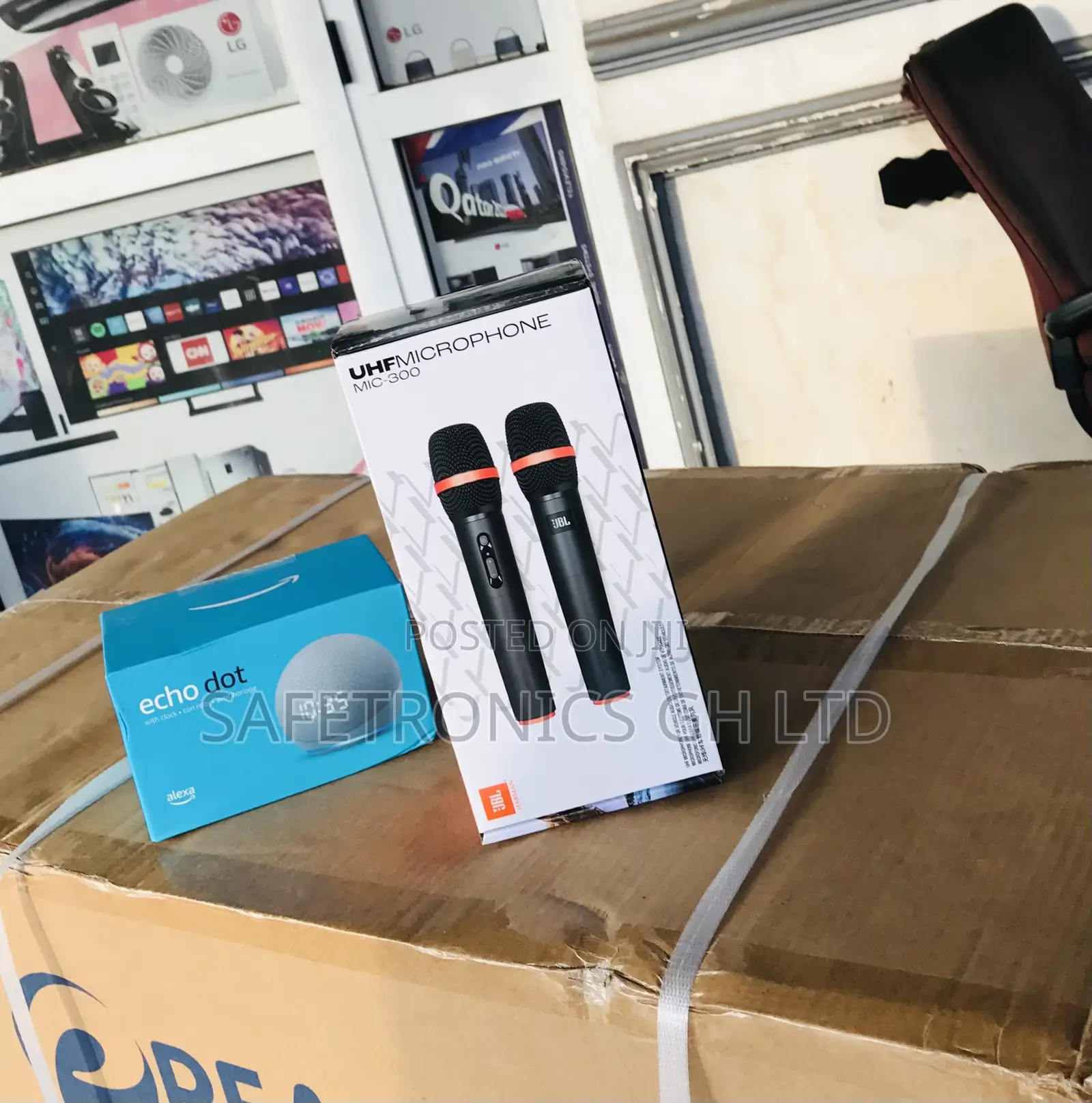 Durable Black Bluetooth Wireless JBL 2 Set UHF Microphone 