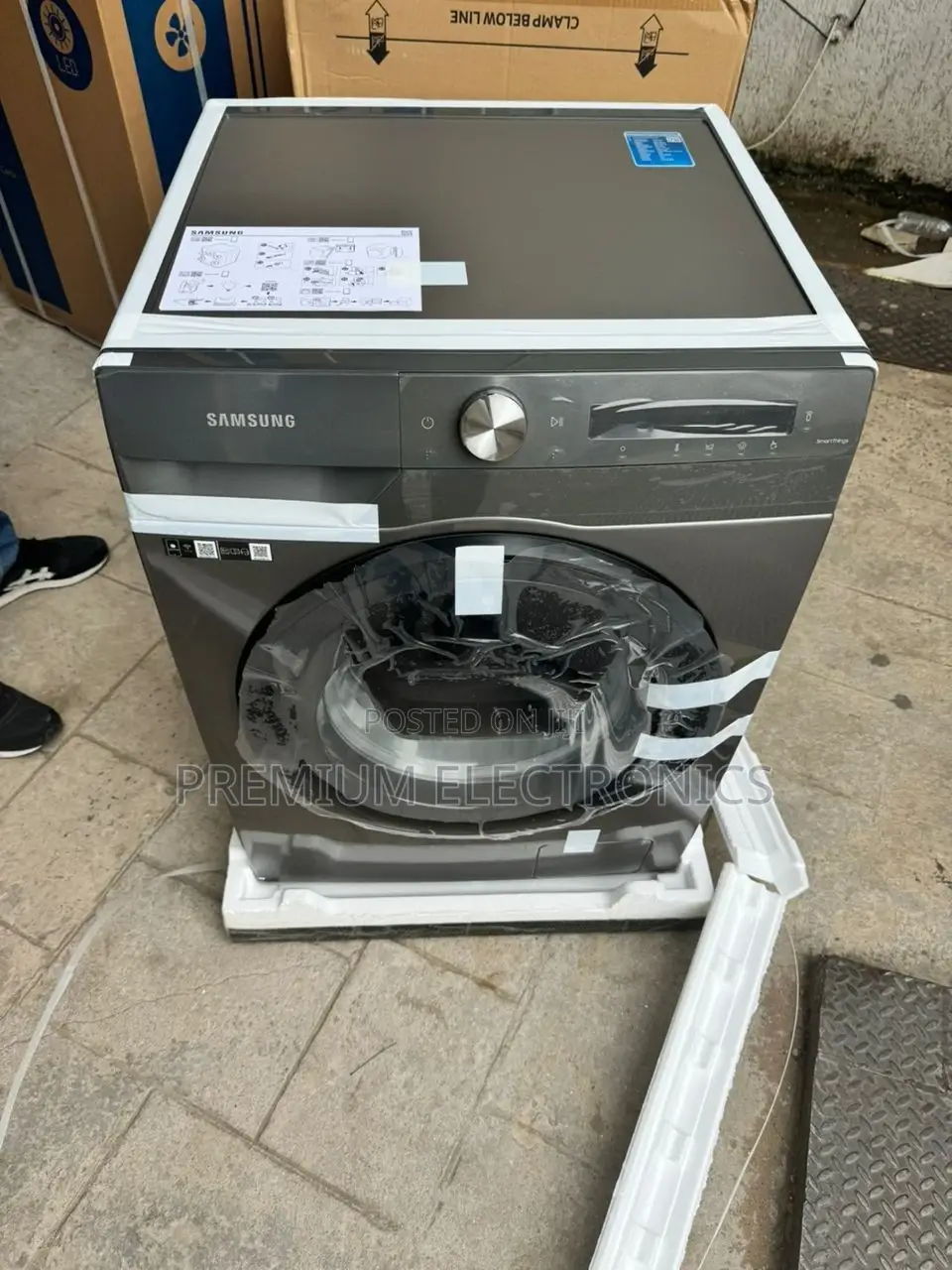 Experience ADDWASHTM ECOBUBBLETM 8kg Samsung Washing Machine