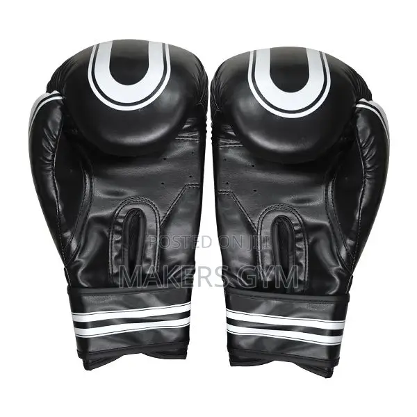 Boxing Glove (With a Grip Cord )