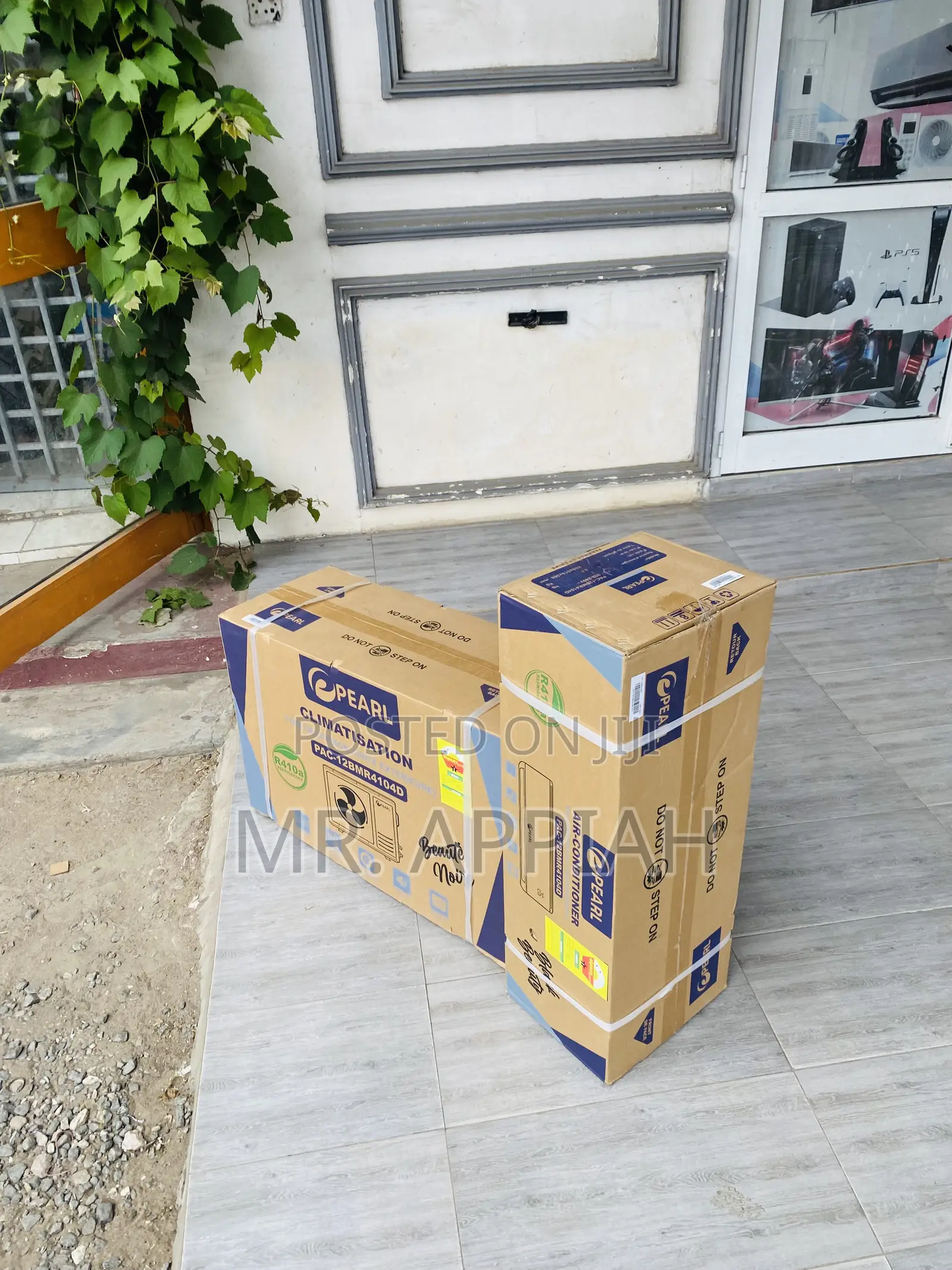 Unique Pearl Split Type 1.5hp R410 Air Conditioner(Black)