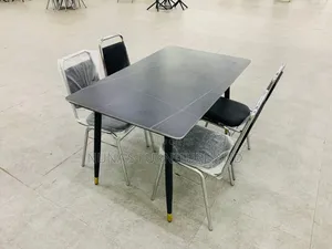 Dinningset With Four Sitter Capacity