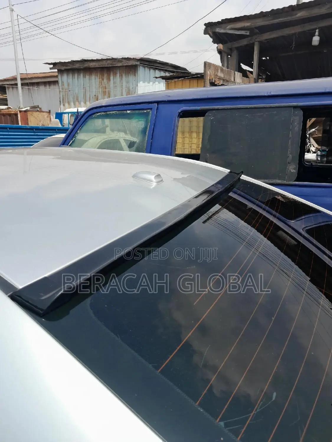 Universal Wind Glass Back Lip Spoiler
