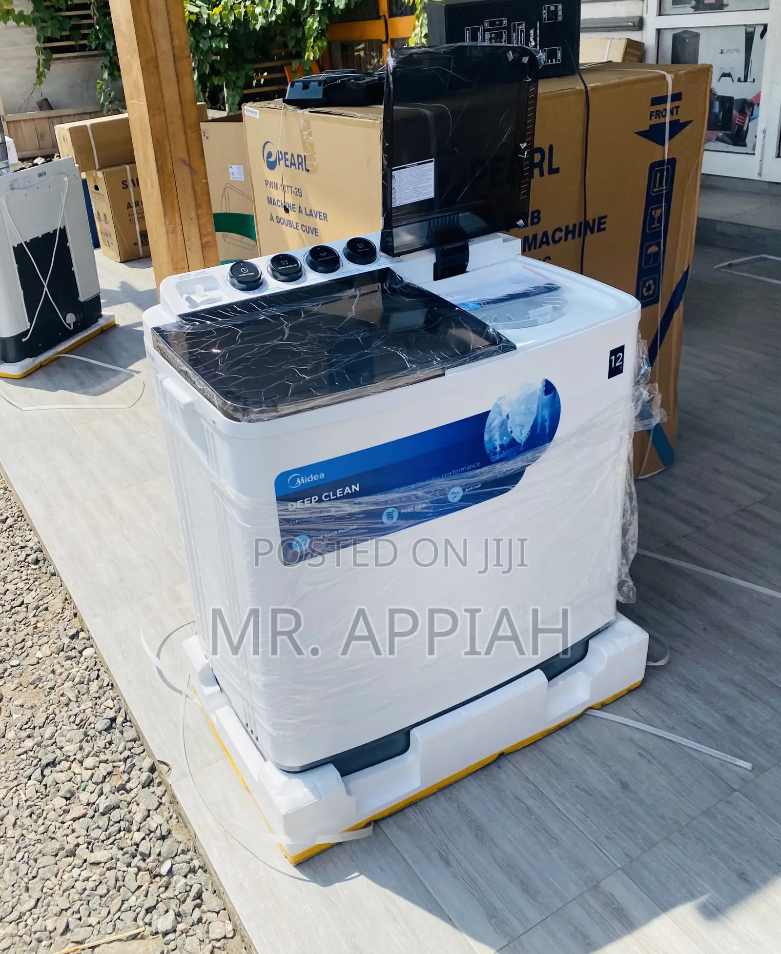 Buy Affordable Midea 12kg Semi-Automatic Washing Machine.