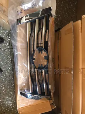 Toyota Fortuner 2016/2017 Front Shells/Grille