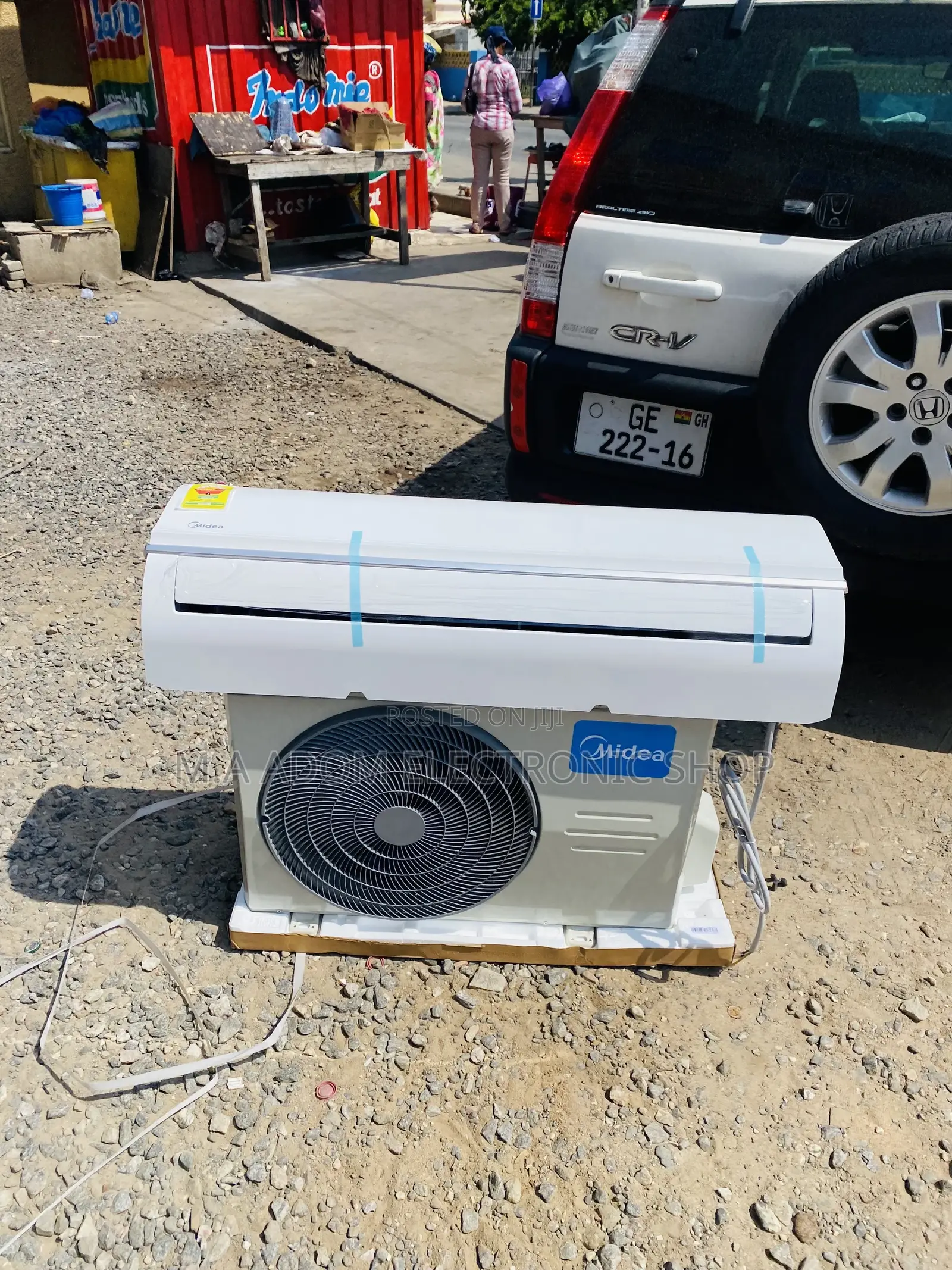 Unique Design Midea Split Type 2.0hp Air Conditioner.