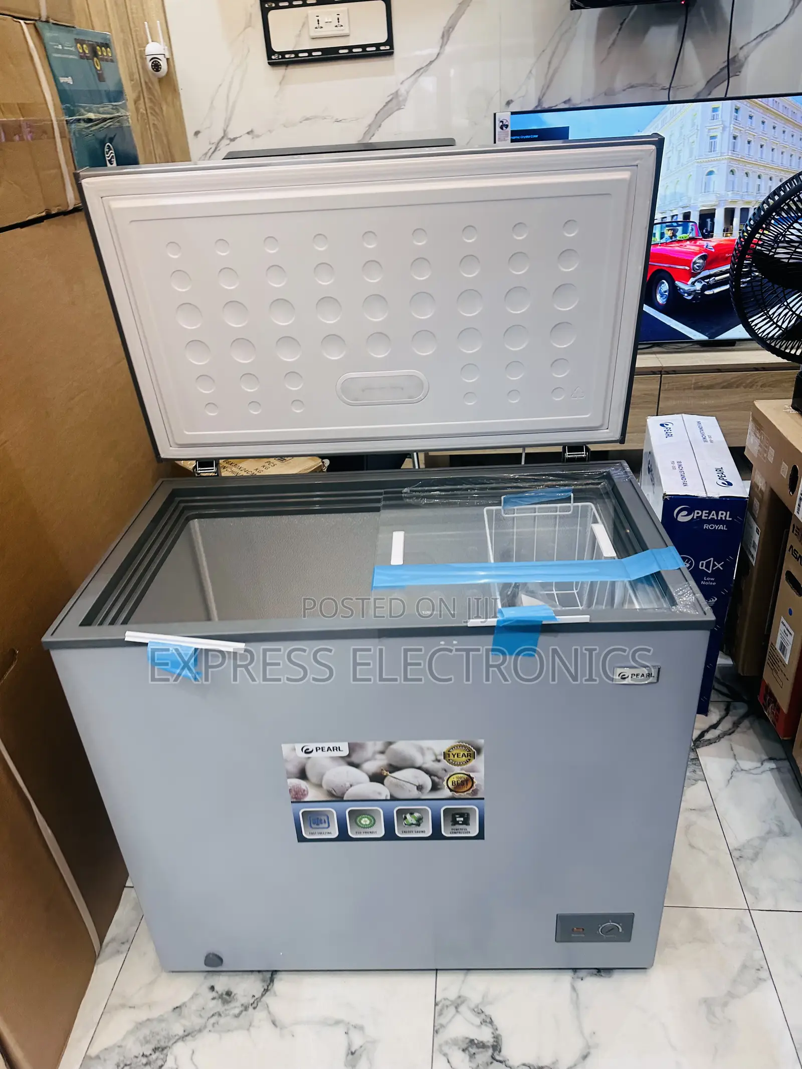 Anti Rust Coasting Chest Freezer Single Door 200l PCF-240