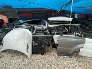 Original Range Rover Doors ,Handles, Bonnet Available