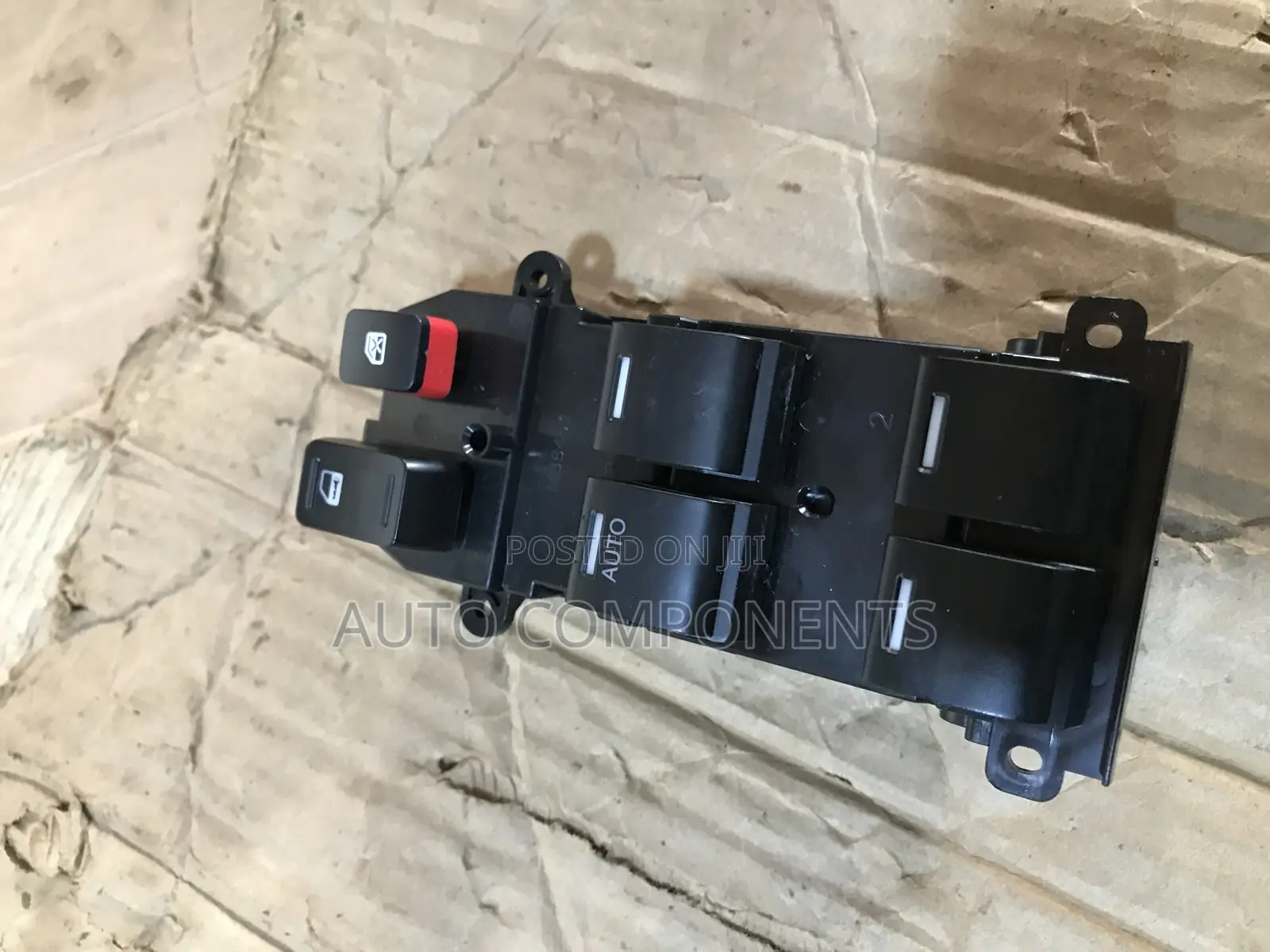 Honda Fit 2013 Main Door Switch Control