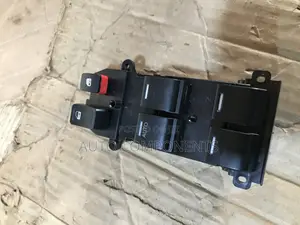 Honda Fit 2013 Main Door Switch Control