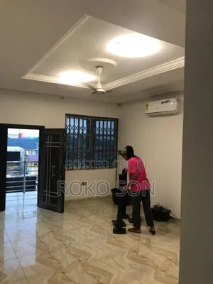 Mini Flat in Dr Roko, Manhean for rent
