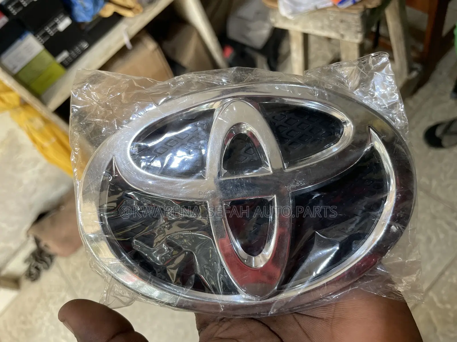 Original Toyota Crowns Available For All Toyota Cars