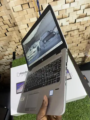 Laptop HP EliteBook 840 G3 8GB Intel Core I5 HDD+SSD 500GB