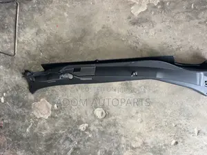 Honda CRV Wiper Panel 2018 2019 2020 2021 2022